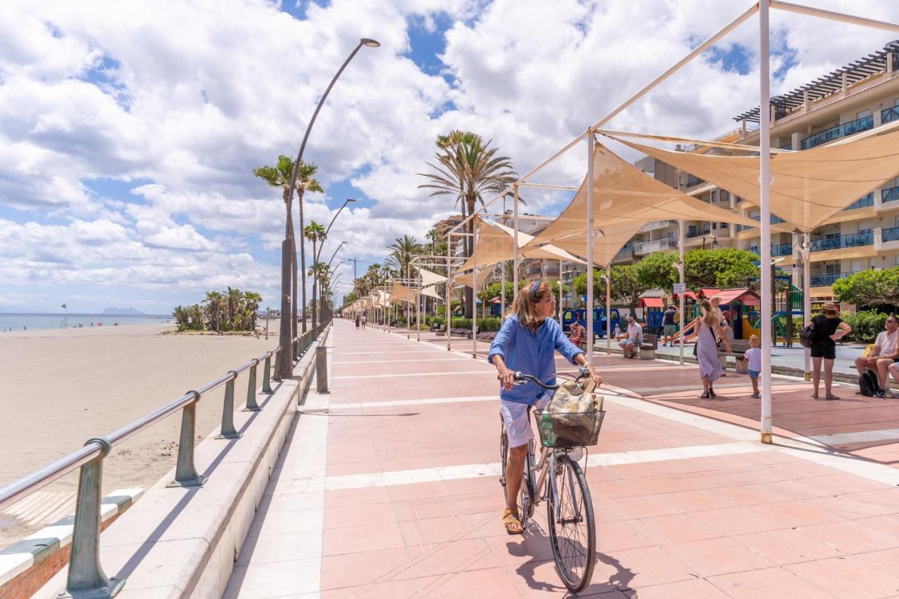 Estepona Beachside Apartment Luaran gambar