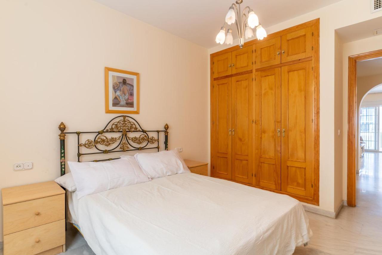 Estepona Beachside Apartment Luaran gambar