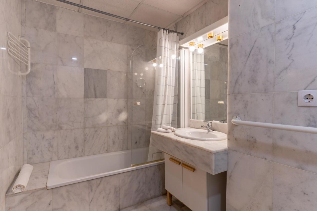 Estepona Beachside Apartment Luaran gambar
